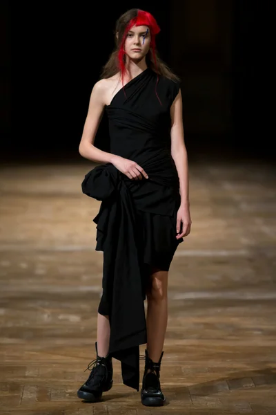 Look 1